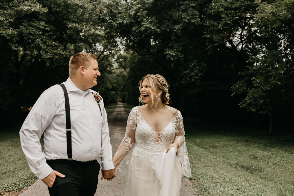 Maple Grove Estate Wedding Venue captured by Knoxville Wedding Photographer