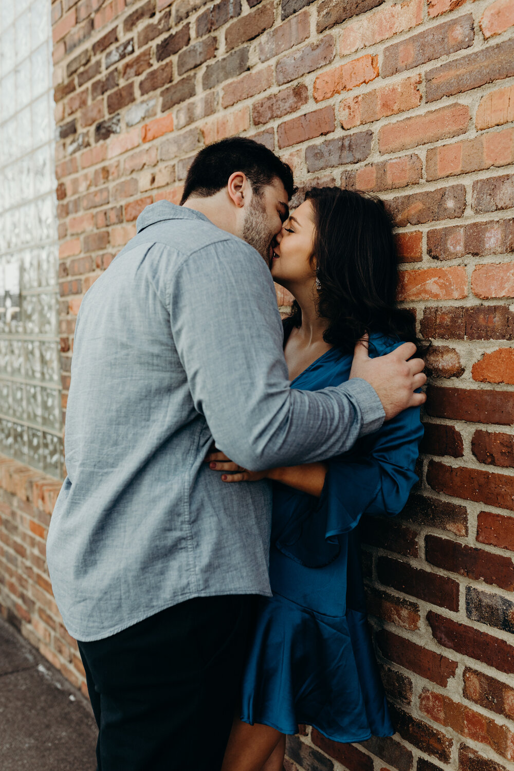 downtown-knoxville-engagement-session
